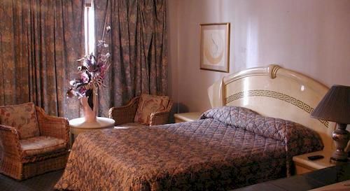 Rainbow Motor Inn - Fallsview ไนแอการาฟอลส์ ภายนอก รูปภาพ